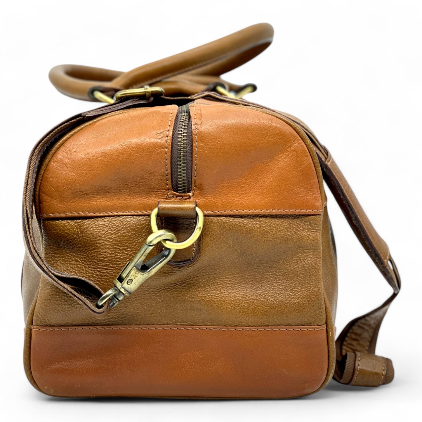 Premium Leather Duffle Bag, Perfect Weekender Bag & Stylish Travel Bags