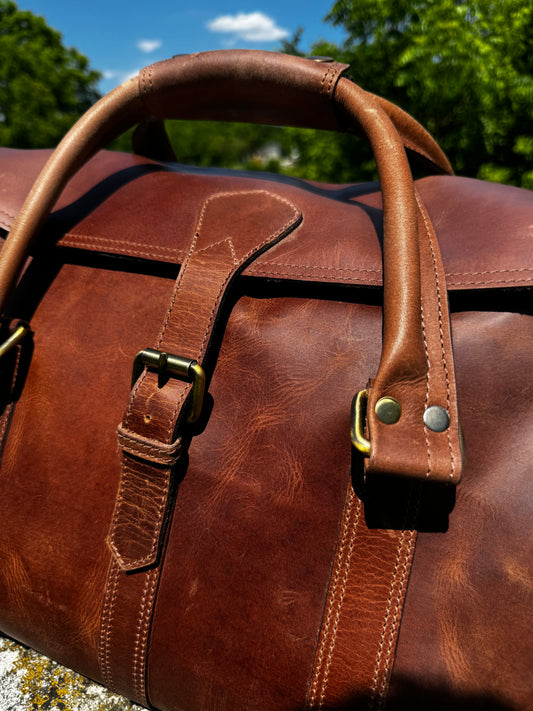 "Why Leather Duffel Bags Are Your Ultimate Travel Companion"