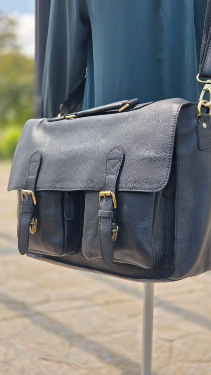 Classic Black Leather Messenger Bag for Professionals