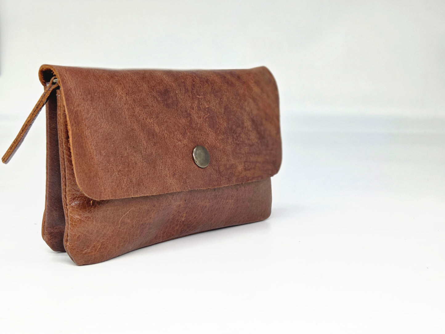 Handcrafted Brown Leather Ladies Purse – Classic Beauty with Everyday Function