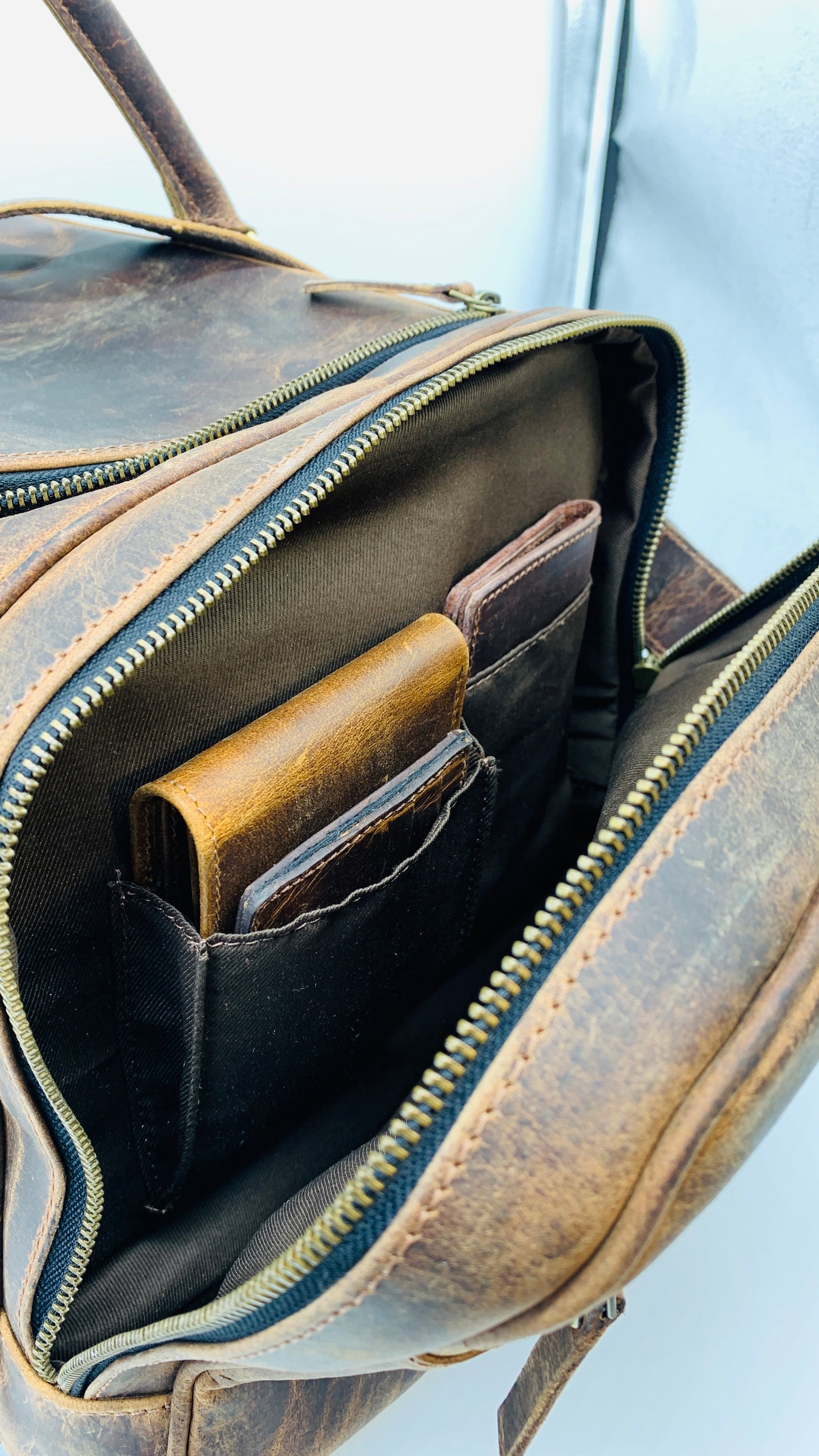 Trending Leather Weekender bag,Handmade Buffalo Leather Duffle Bag