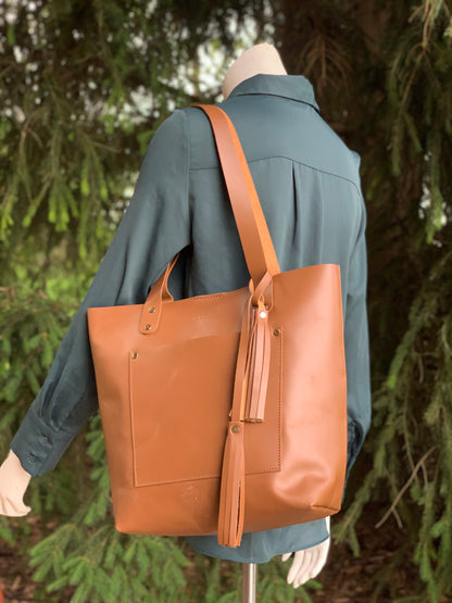 Ladies Tote with Fringes