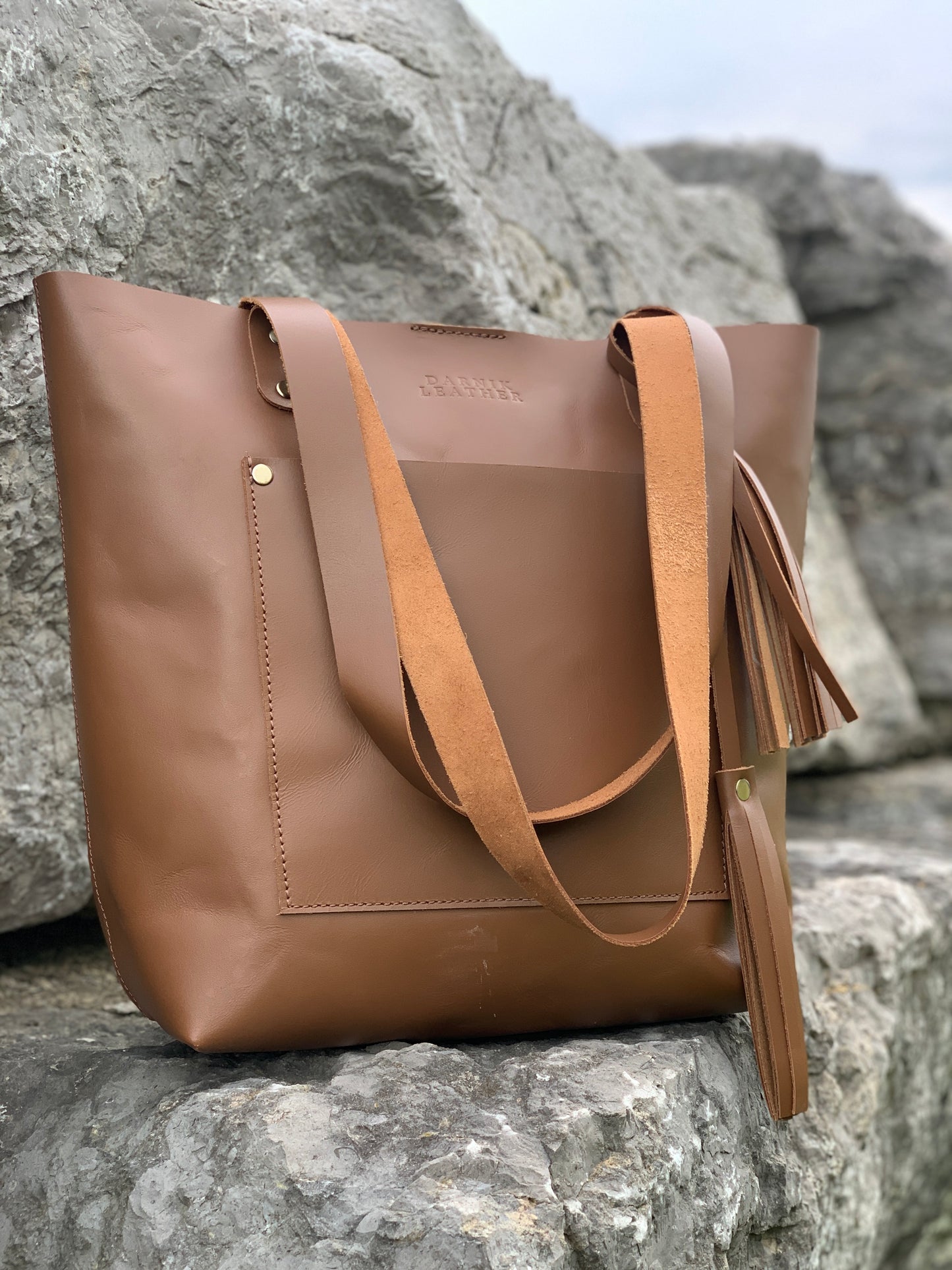 Ladies Tote with Fringes